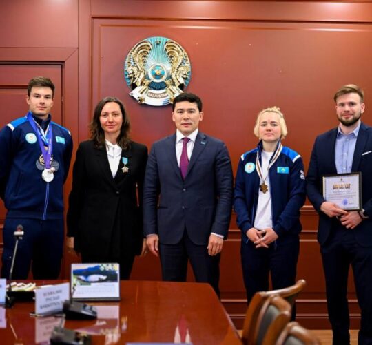 Ербол Мырзабосынов Олимпиада үміткерлерімен кездесті