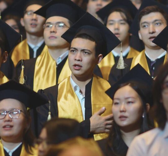 Nazarbayev University-де ХІ түлектер легіне диплом табыстау салтанаты өтті